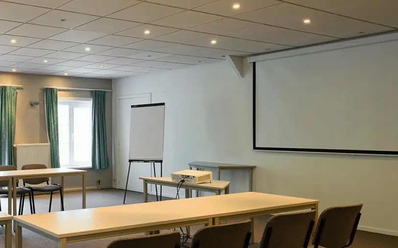 Le Mirage vergarderingen & vergaderzaal in een schappelijke setting